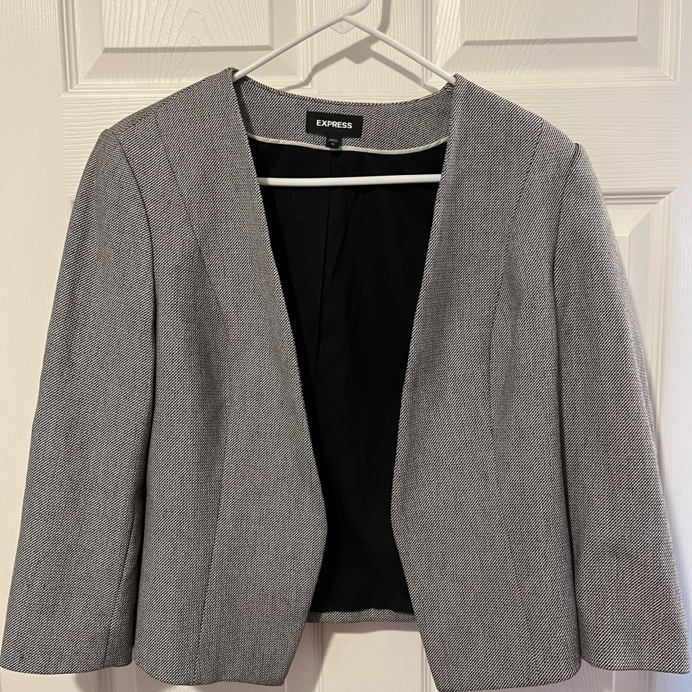 Express crop blazer size 10